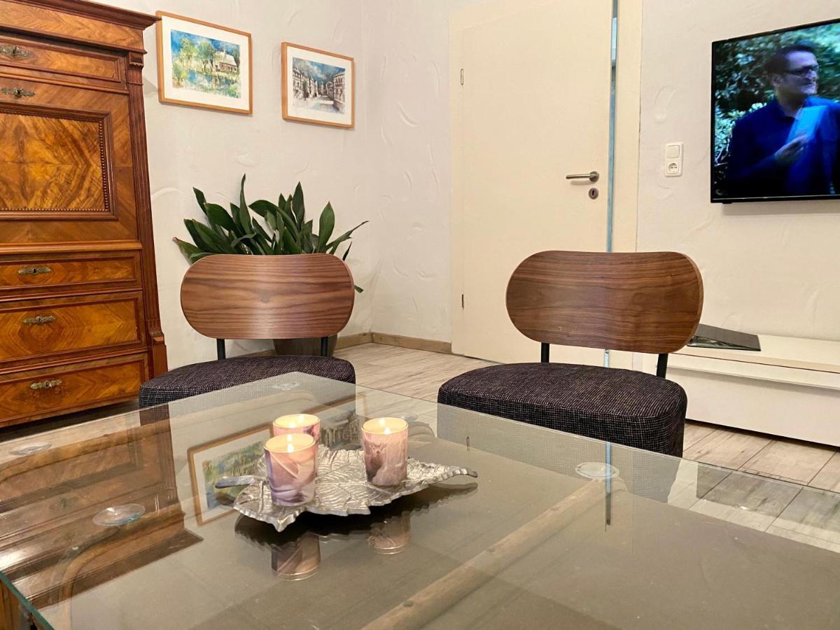 Eifelstein, Apartment Mit Whirlpool Und Ofen Dahlem  Esterno foto